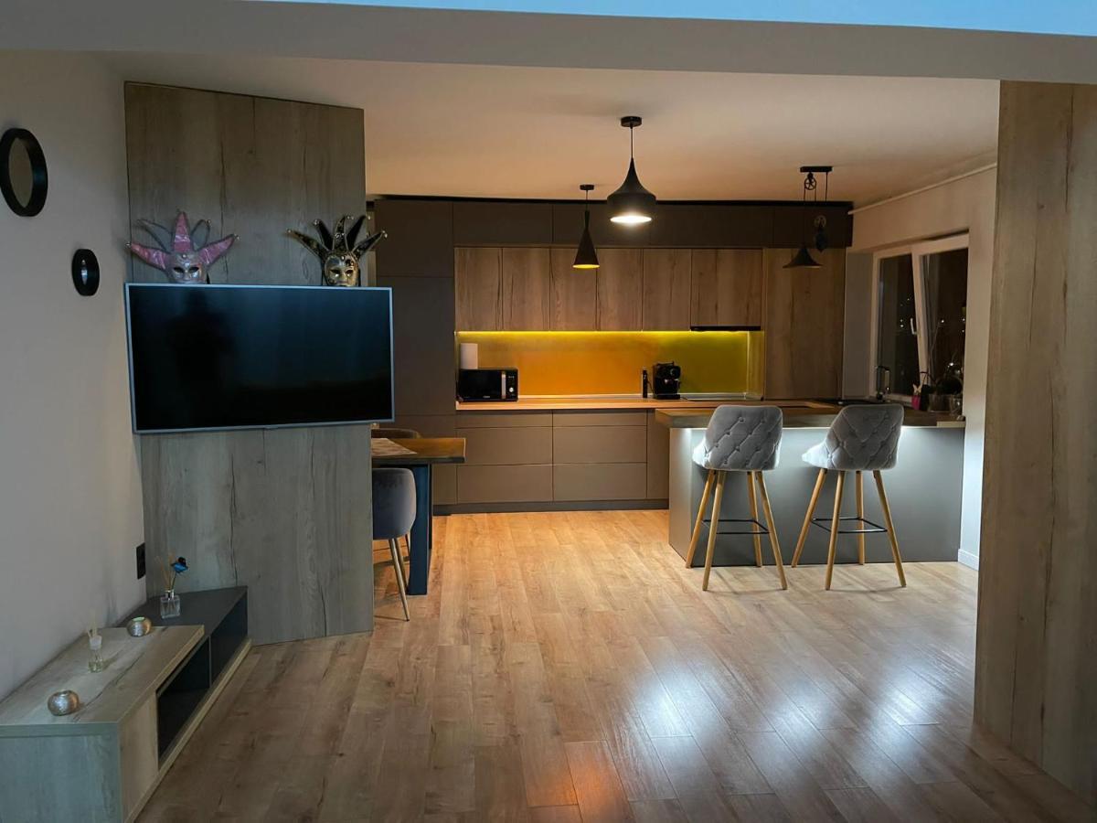 Gavas Jacuzzi & Panoramic View Apartment Cluj Napoca Bagian luar foto
